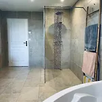 بيت للعطل De Spacieuse Au Calme Piscine Privee
